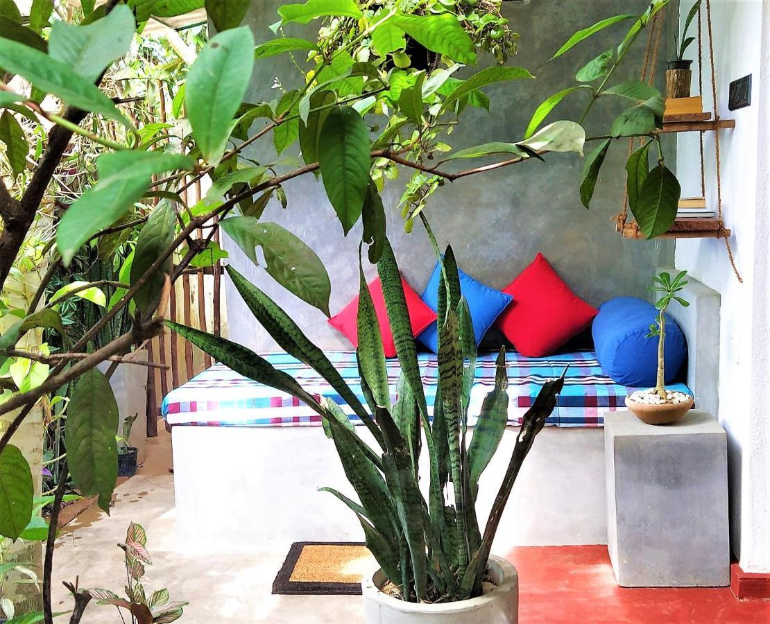 Sand Dollar House, Hiriketiya Диквелла Экстерьер фото