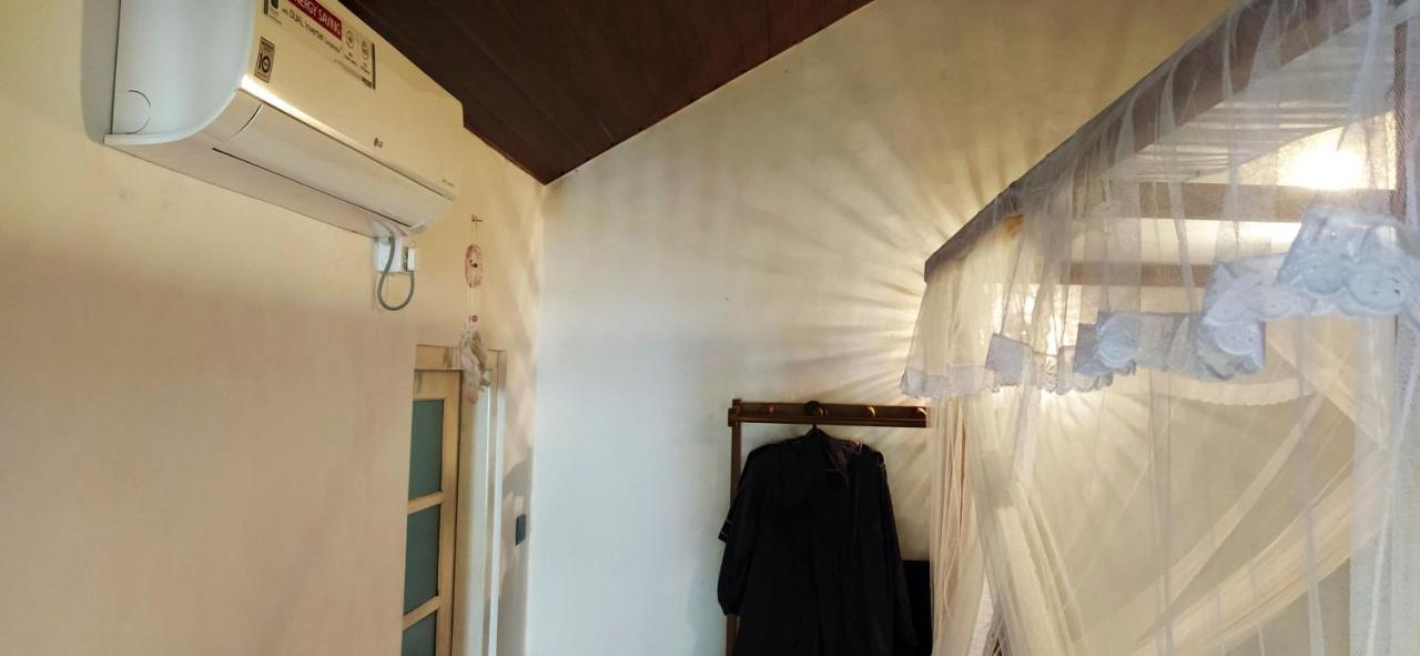 Sand Dollar House, Hiriketiya Диквелла Экстерьер фото