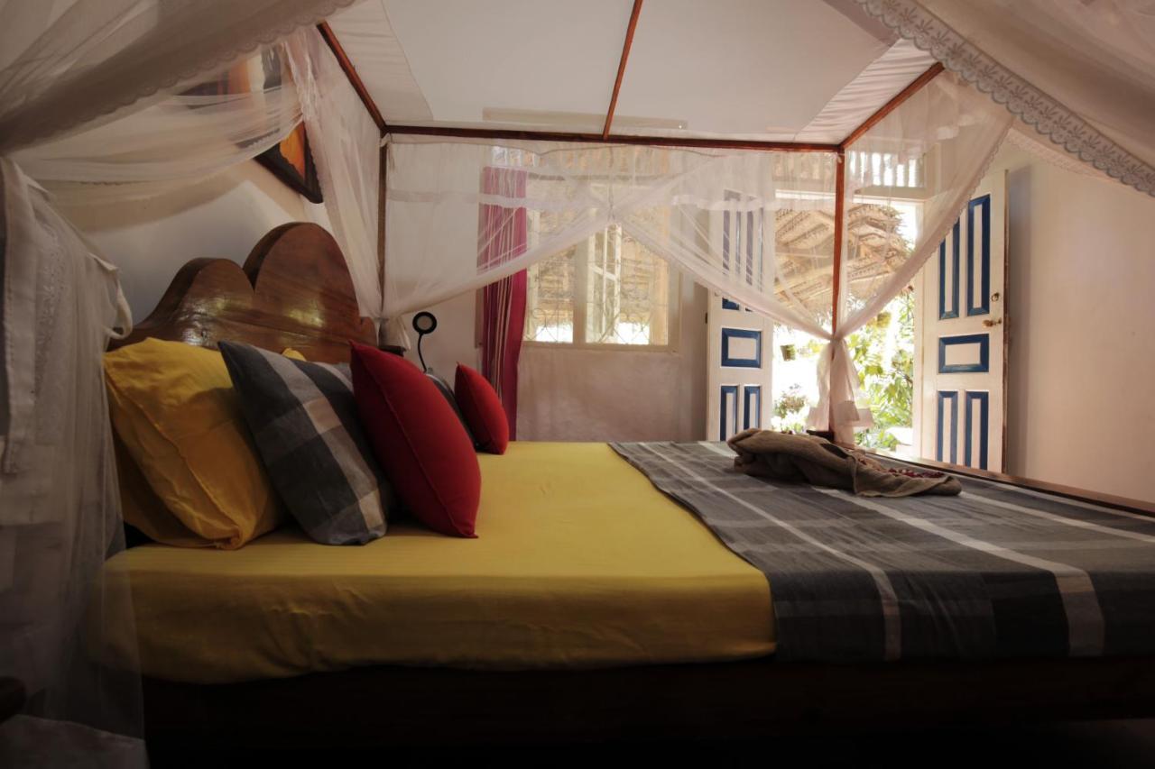 Sand Dollar House, Hiriketiya Диквелла Экстерьер фото